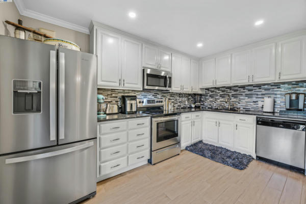 650 FARGO AVE APT 10, SAN LEANDRO, CA 94579 - Image 1